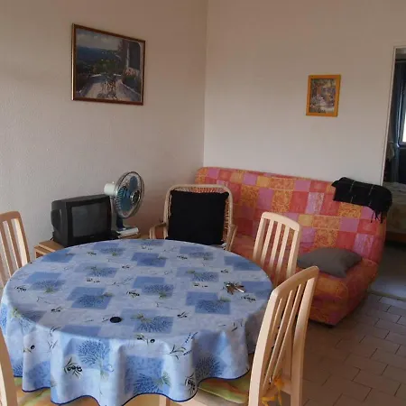 Cap D'agde, 2 Pieces, 4 Personnes - Fr-1-702-62 *
